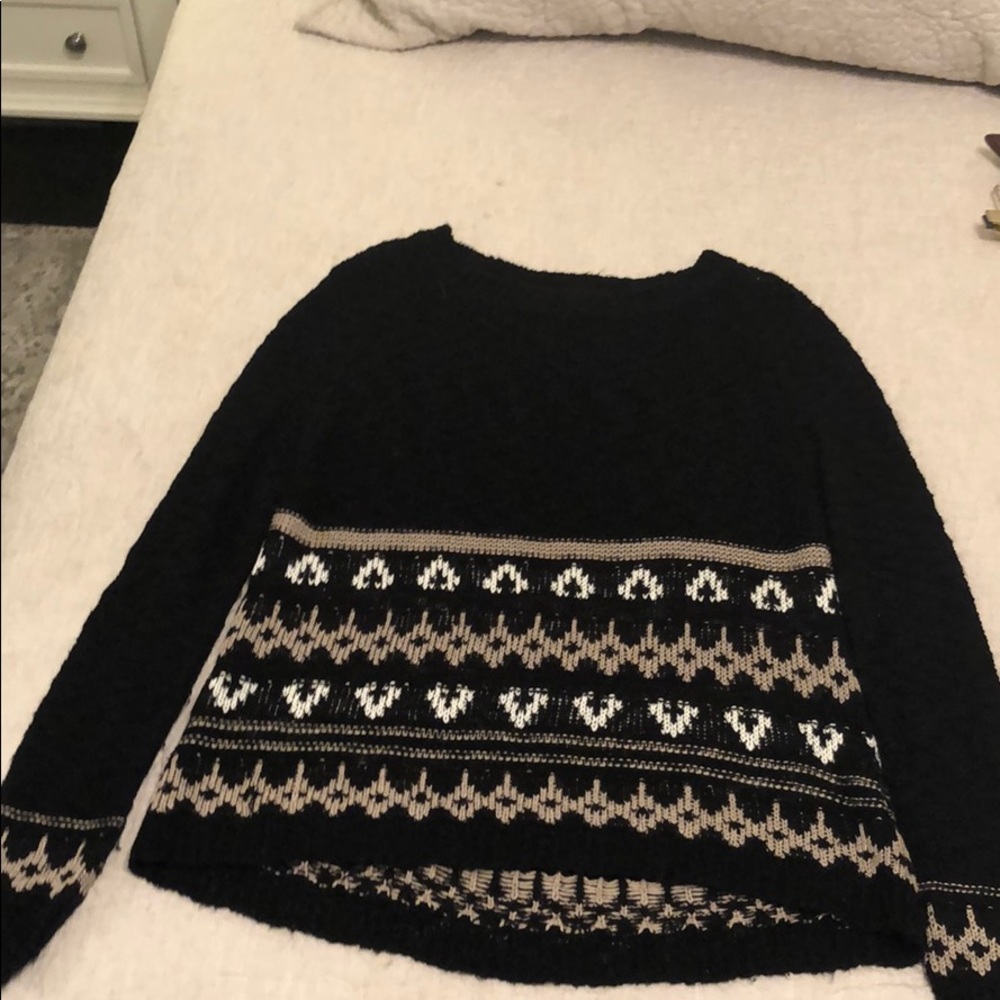 RD Style Black and Tan sweater